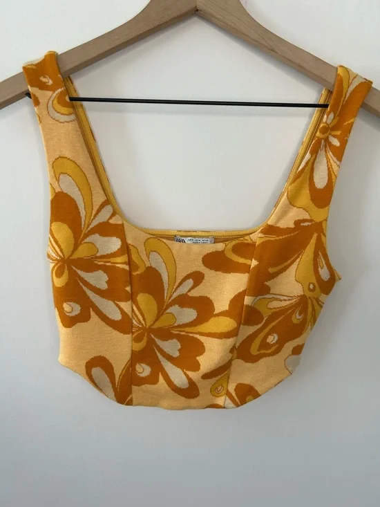 Zara Women’s Gold Floral Jacquard Corset Style Sleeveless Cropped Top, Medium - Picture 3 of 7